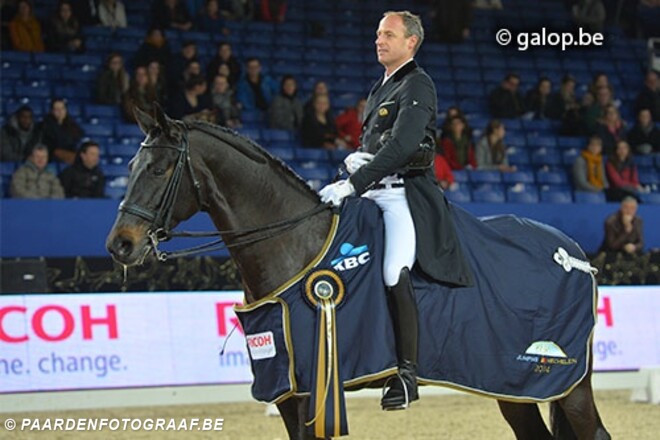 Patrick Van De Meer wint Prix St. Georges