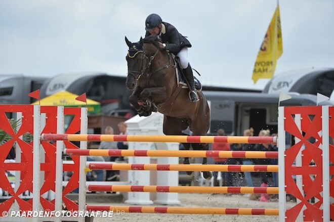Philippe Le Jeune verkoopt Very High de Muze