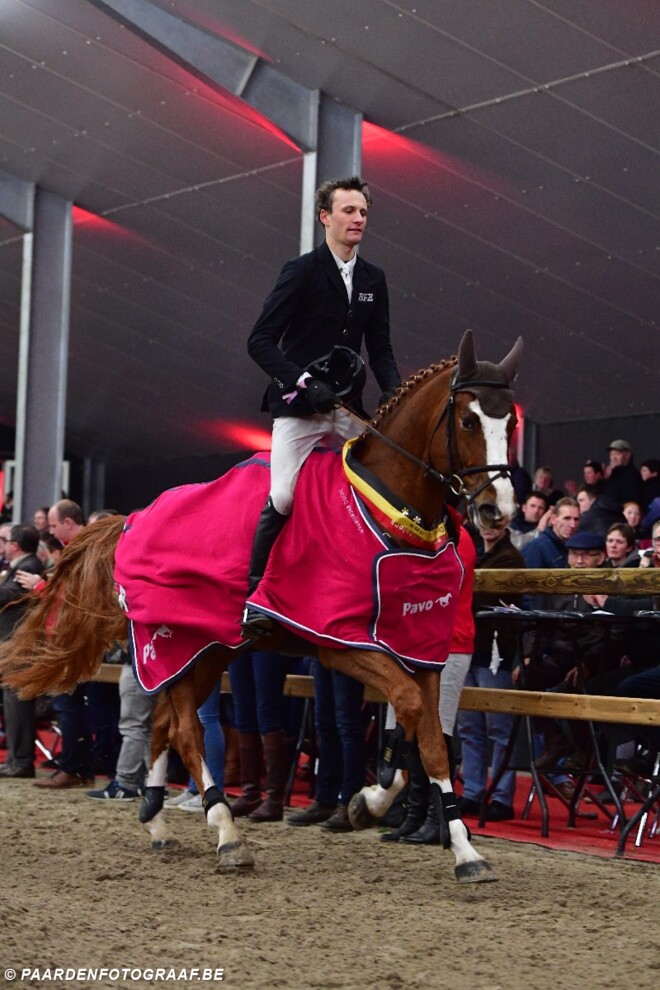 PHC Hulsterlo: Nixon VH Meulenhof bij de 5j!