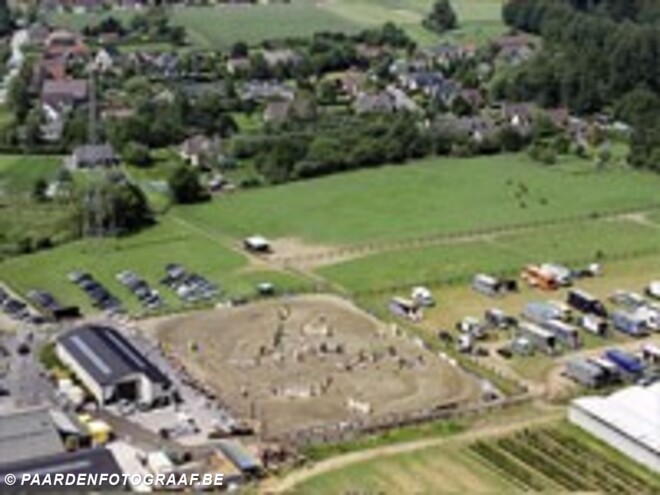 OUTDOOR Oefenjumping Sportstal Vanderhasselt