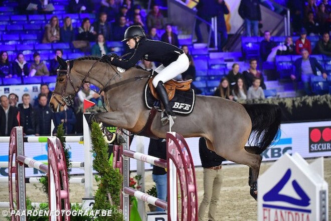 CSI2* Sevilla: Van Gorp grijpt naast winst..