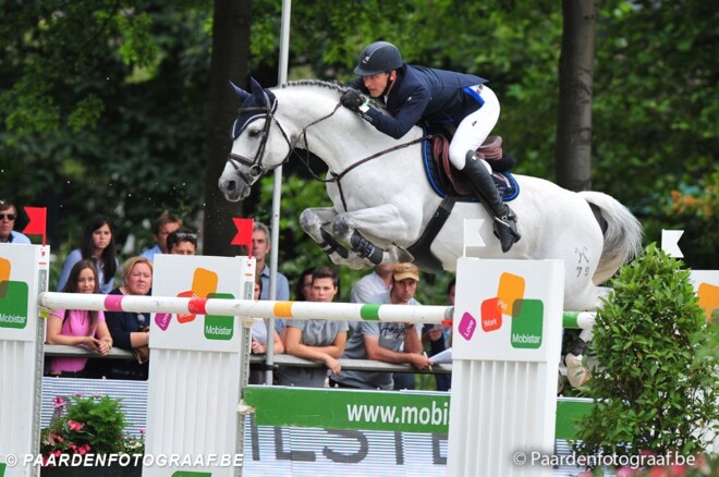 Adorado beschikbaar met vers sperma!