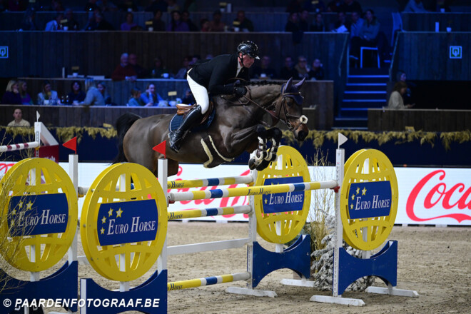 Mike van Olst wint de Gold Grand Prix van Lier