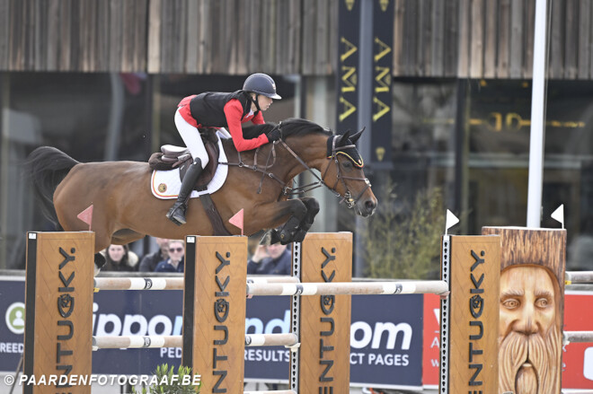 Ines van Dijck verzekert top 5-klassering in de CSIOJ Grand Prix