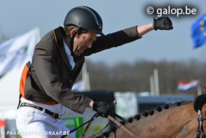 Groentenjumping: Patrik Spits wint eigen GP!