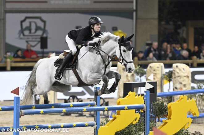 Thibeau Spits springt naar 3de plaats in de CSI4* GP van The Zangersheide International!