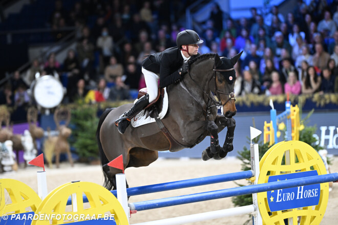 Direct overwinning voor Jérôme Guery in Oliva!
