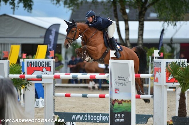 Charlotte Philippe wint nu ook in Praag!
