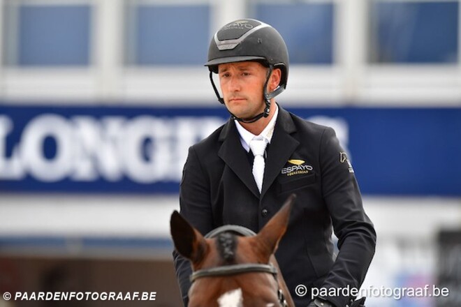 Karel Cox verliest Chalino Z