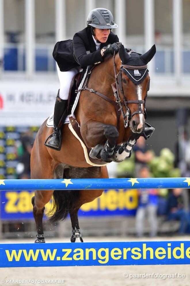 Gudrun Patteet wint de GP van La Coruña!