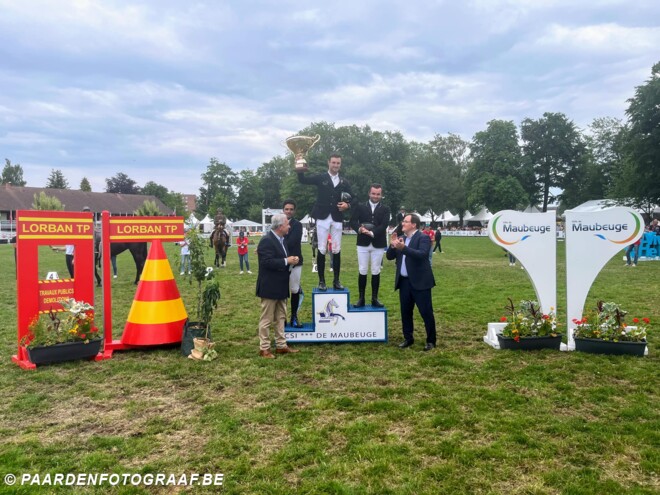 Constant van Paesschen wint de CSI3* GP van Maubeuge