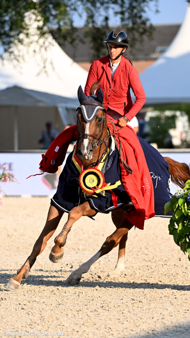 Virginie Thonon en Quito de Mariposa winnen het BK bij de 6-jarigen!