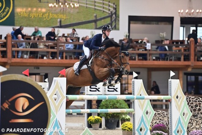 Gilles Thomas schittert in CSI4* GP Vejer