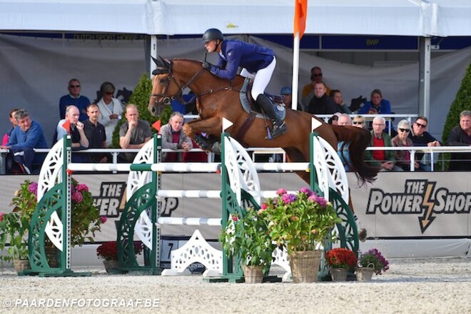 Mathy Jr. strandt net naast het podium…