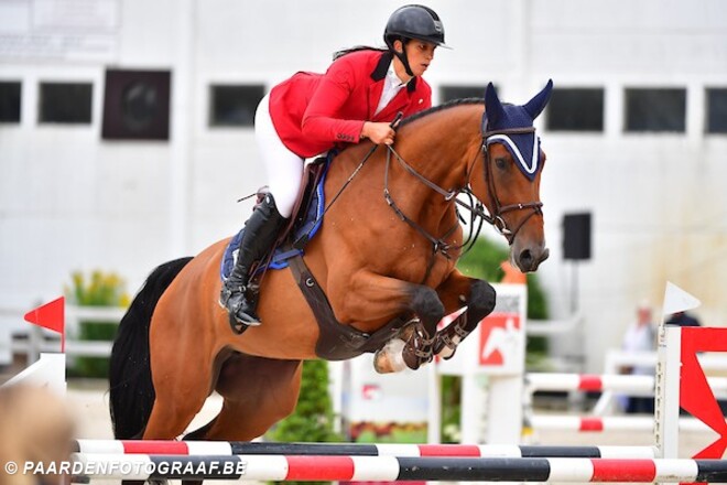 Virginie Thonon wint nog maar eens in Oliva!