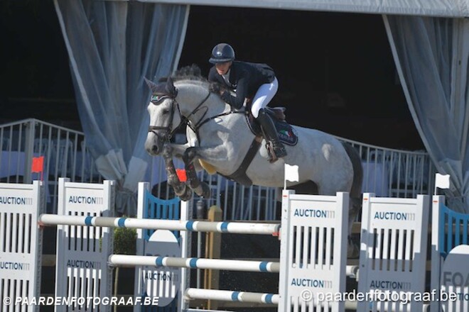 Leonie Peeters triomfeert in de Peelbergen!