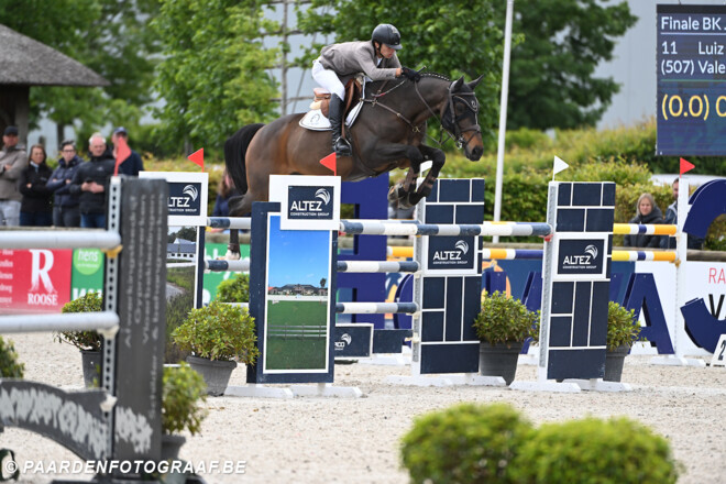 Luiz Felipe Neto de Azevedo wint de CSIO Juniors Grand Prix !