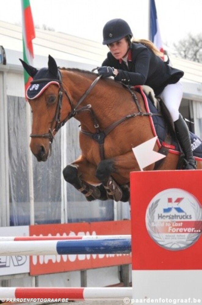 Dag 1 CSI2* in Beervelde zit er op, zodra 3*