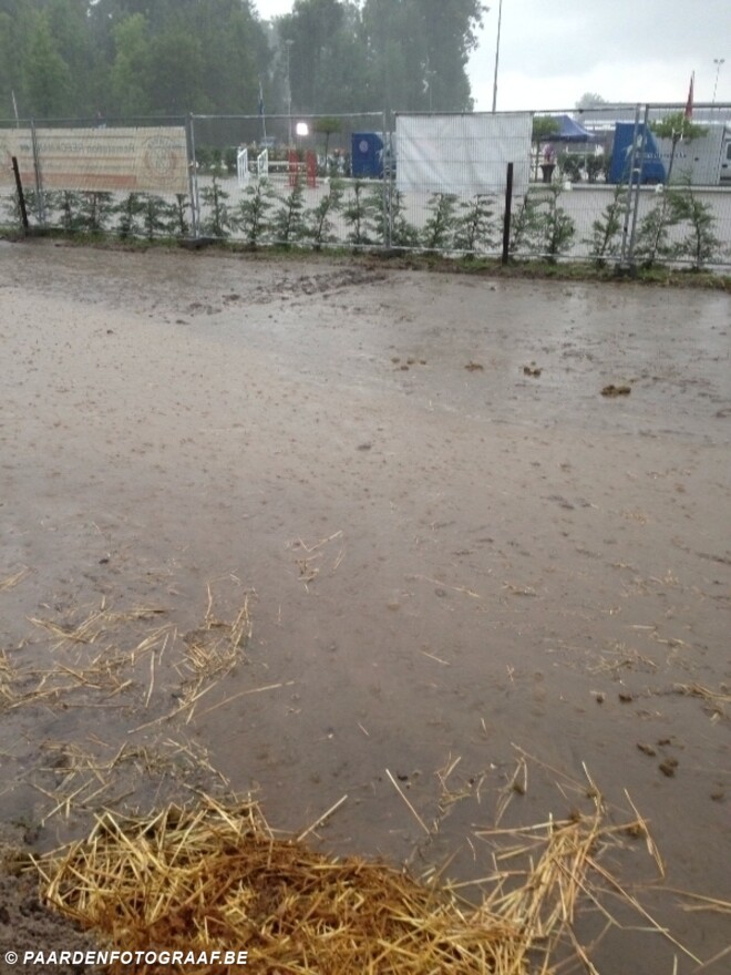 noodweer teistert euregio in Kuringen
