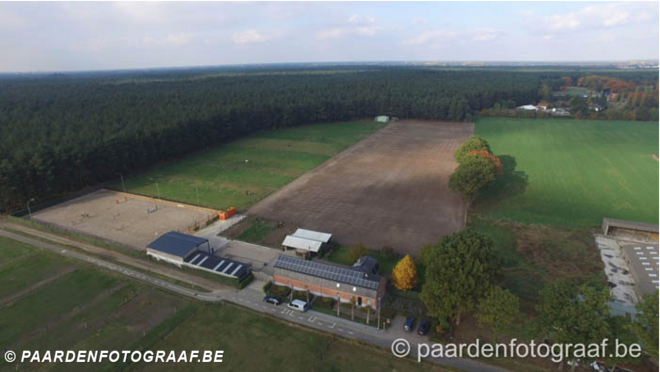Te Huur paardenstalling / paardenboxen.
