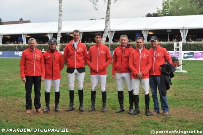 Zwitsers jumpingteam voor Normandië