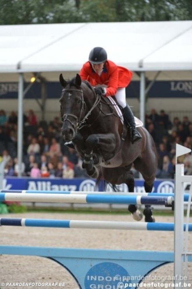Beezie Madden terug na sleutelbeenbreuk