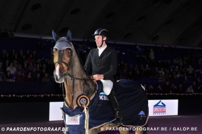 Ruiter stal Van Paesschen wint Silver Cup