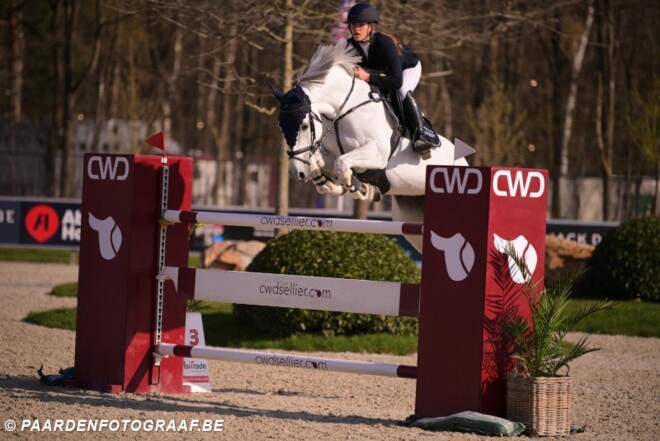 Aurelia Guisson begint slotdag met winst!