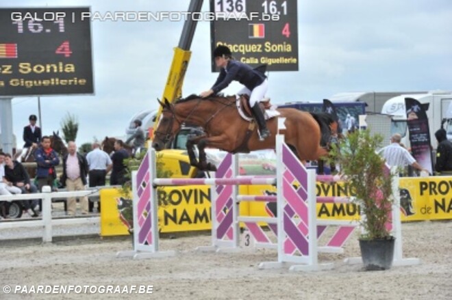 Stacquez en Bossu tweede en derde in GP