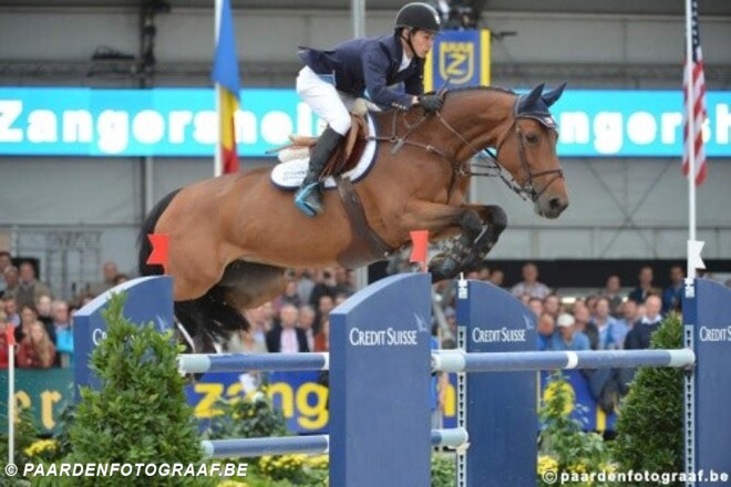 Volle broer Baccardi VDL wint in Calgary
