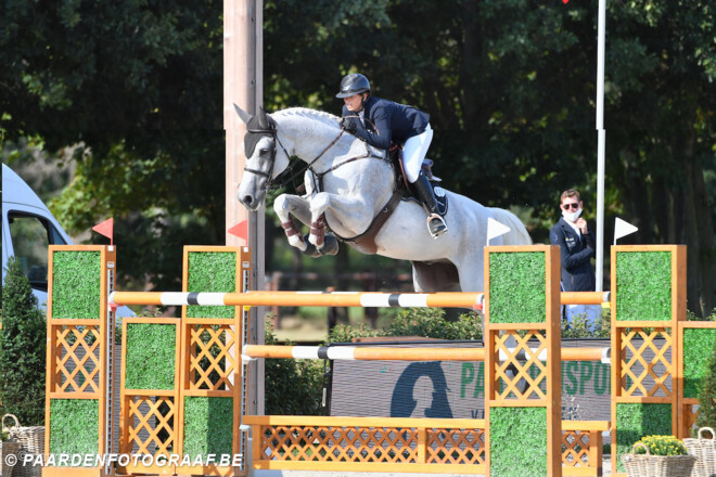 Van Roosbroeck en Thonon springen naar top 5-klassering in LR