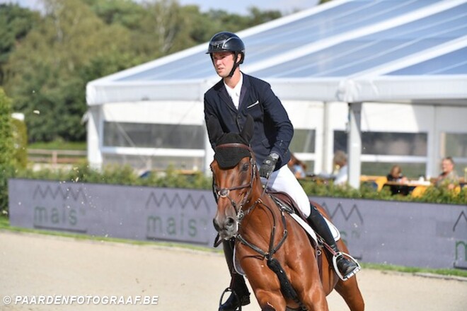 Gilles Thomas buiten strijd na val…