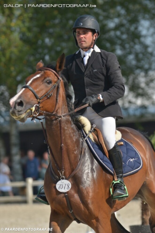 Jelle Limbourg wint Six Bars Barbizon