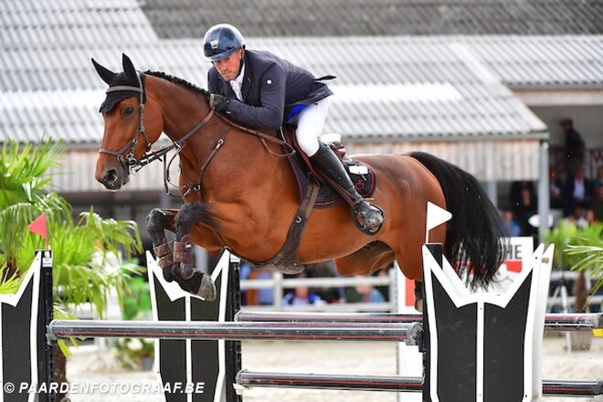 Van Den Broeck wint de 6de manche voor 7j!
