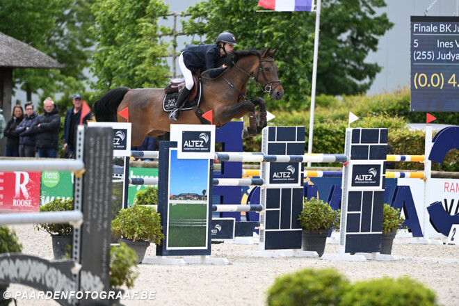 Top 5-klasseringen voor Ines Van Dijck en Mathieu Guery in de CSIOJ GP