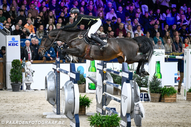 Nicola Philippaerts schittert met top 5-klassering in Fontainebleau