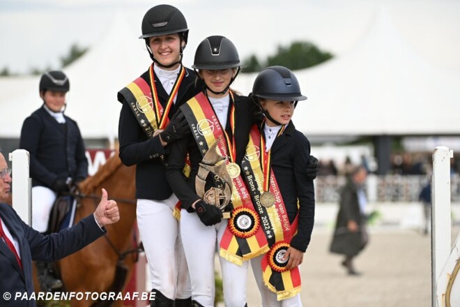 Laure Tijskens wint opnieuw het BK Pony’s!