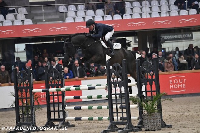 Valentijn De Bock wint 8ste manche bij de 6j