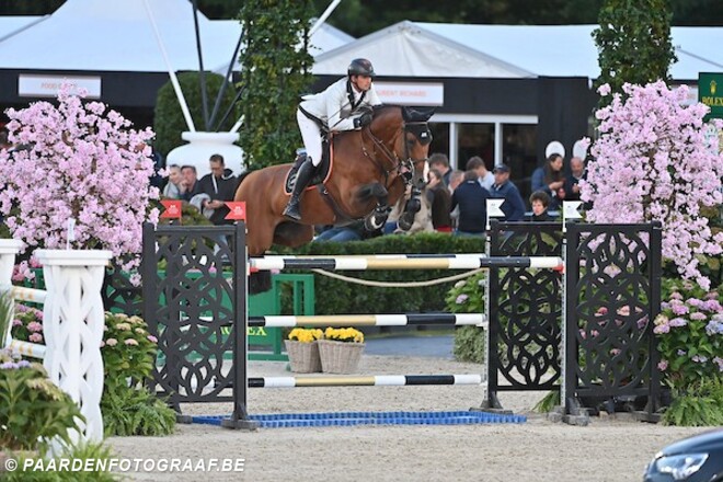 Nicola Philippaerts op het podium in Cannes!