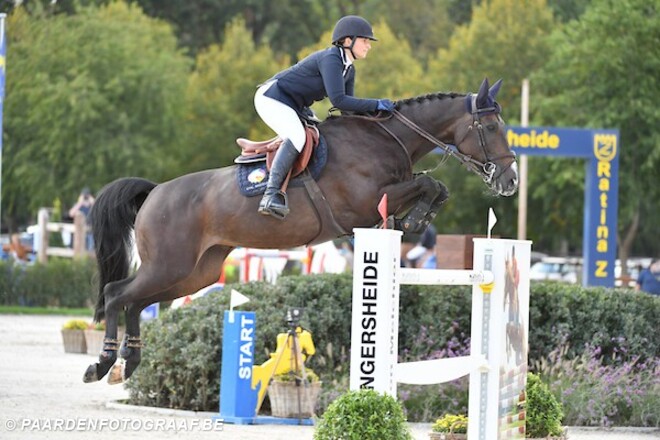 Charlotte Philippe schittert ook in CSI2* GP