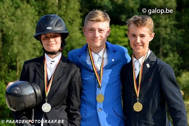 Van Gelderen juniorkampioen