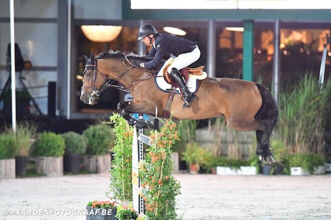 Harrie Smolders aan de leiding op NK Jumping