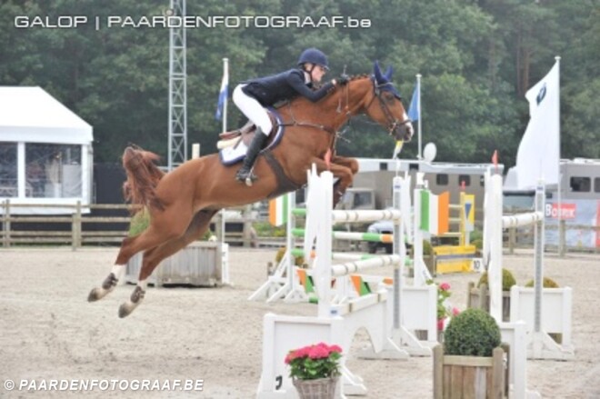 Emilie François wint GP Maisons Laffitte