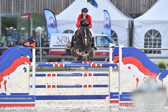 JM17: Marthe Heusdens wint CSIJ-YR