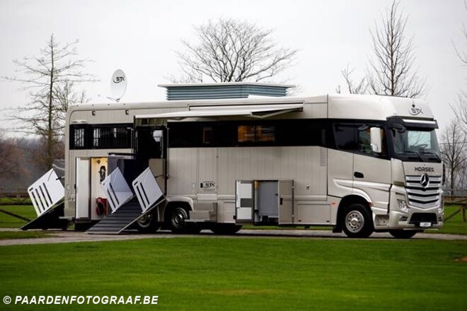 Stephex Group is op zoek naar...