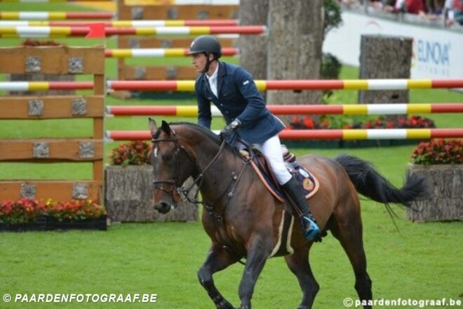 Guy Williams klopt broers Philippaerts