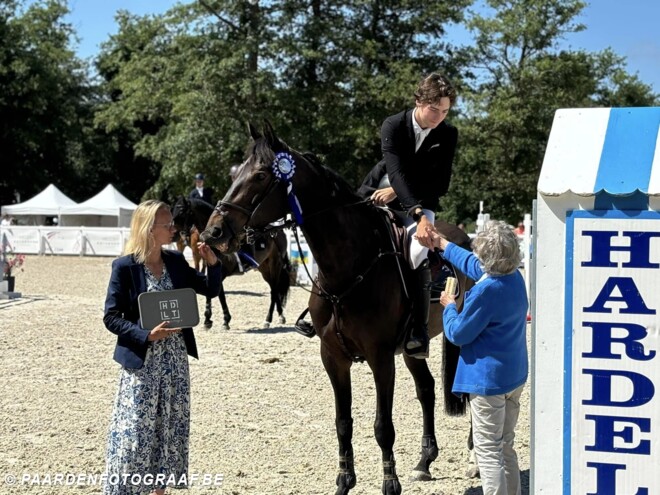 Top 10-klassering voor Bart Jay Junior Vandecasteele in hoodrubriek van Kronenberg