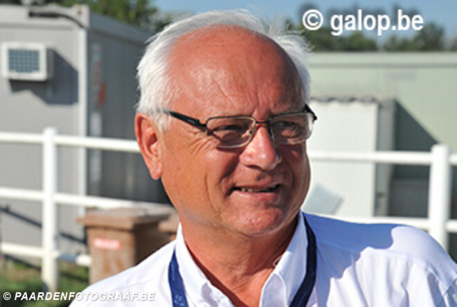 Loting landenteam pony"s jumping gekend
