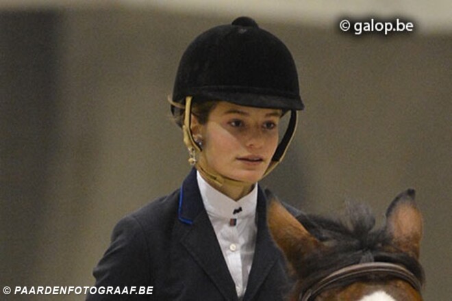 Zoë Conter wint 1m30 in Bonheiden