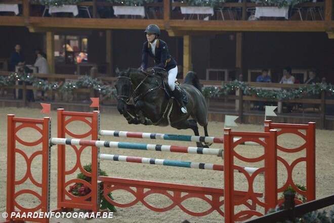 CSI2* Lier: Liesje Vanderwegen wint 1.35m!